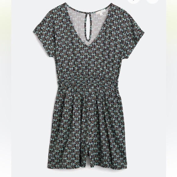 nine britton Dresses & Skirts - Nine Britton Patterned romper from Stitchfix